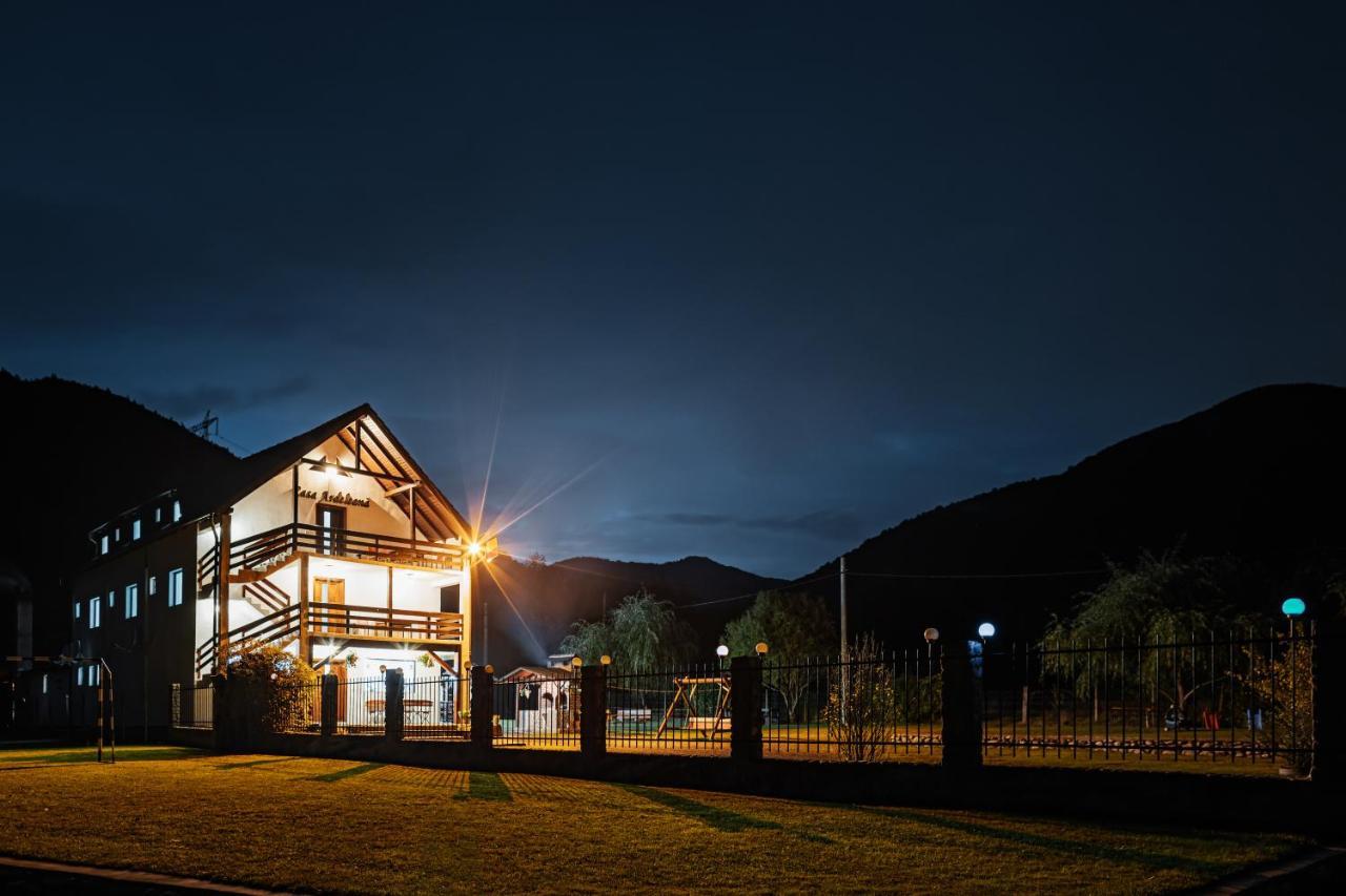 Casa Ardeleana Lotrioara Exterior photo